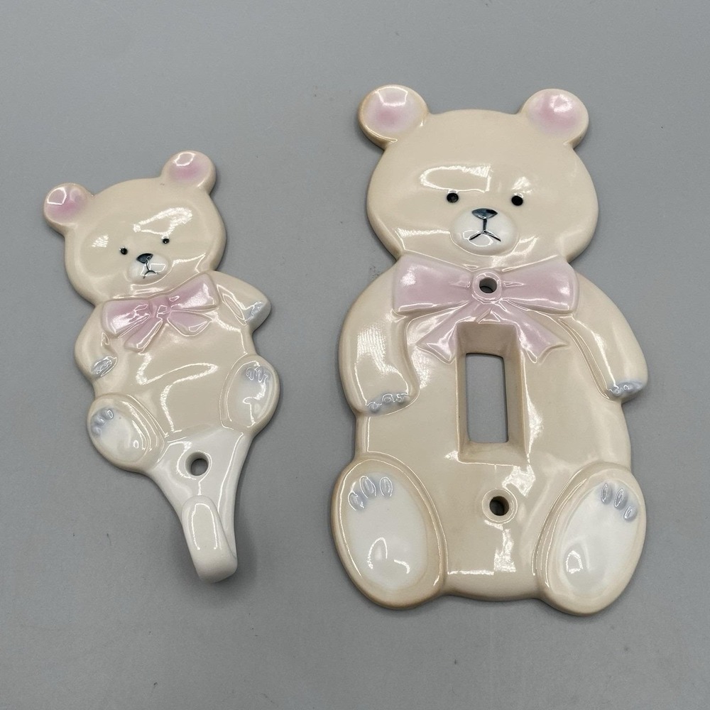 Vtg 80s Lillian Vernon‎ Teddy Bear Switch Plate Cover and Hook Nursery Decor